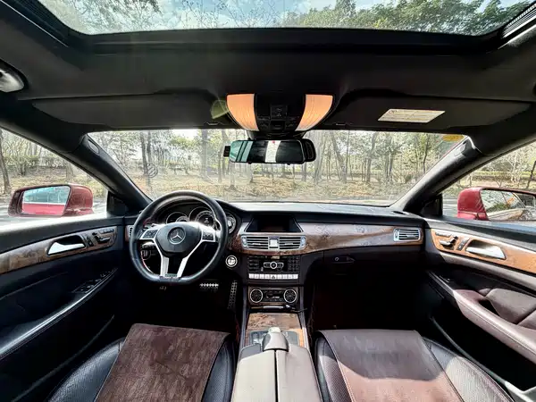 Mercedes-Benz CLS 2012