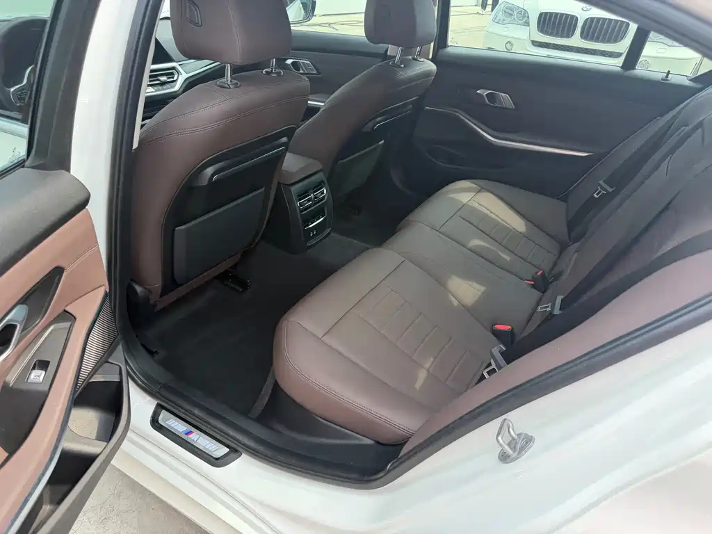 BMW 3 Series 2021