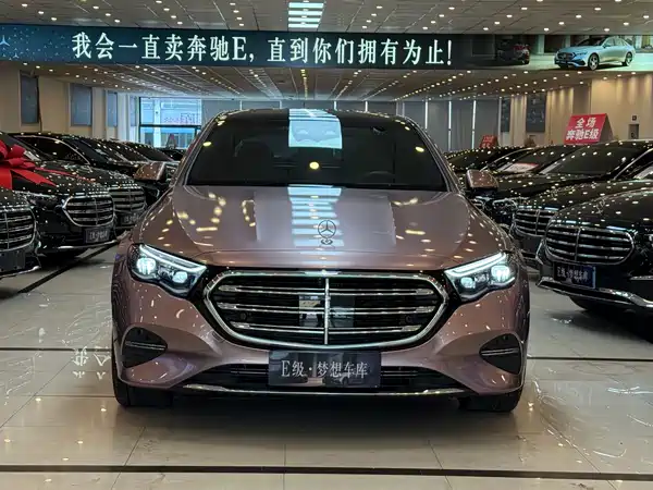 Mercedes-Benz E-Class 2024
