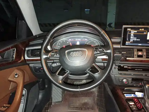 Audi A6L 2016