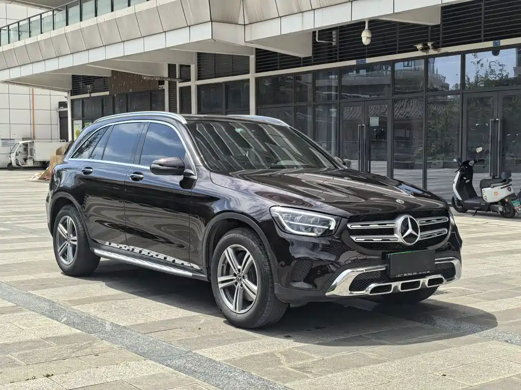 Mercedes-Benz GLC 2021