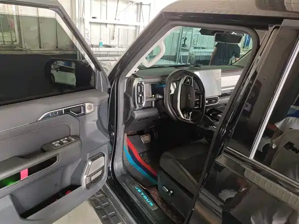 Jetour Traveller 2023