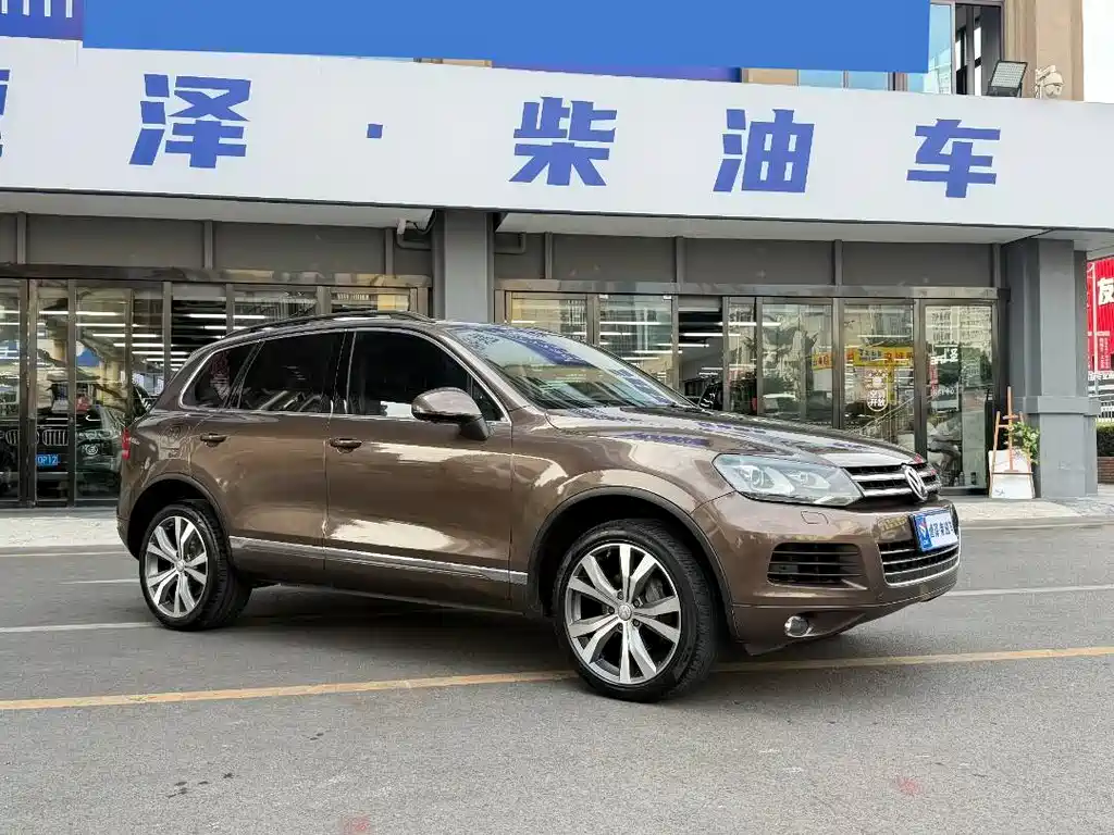 Volkswagen Touareg 2015 — фото 3