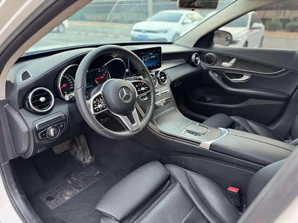 Mercedes-Benz C-Class 2019 — фото 7