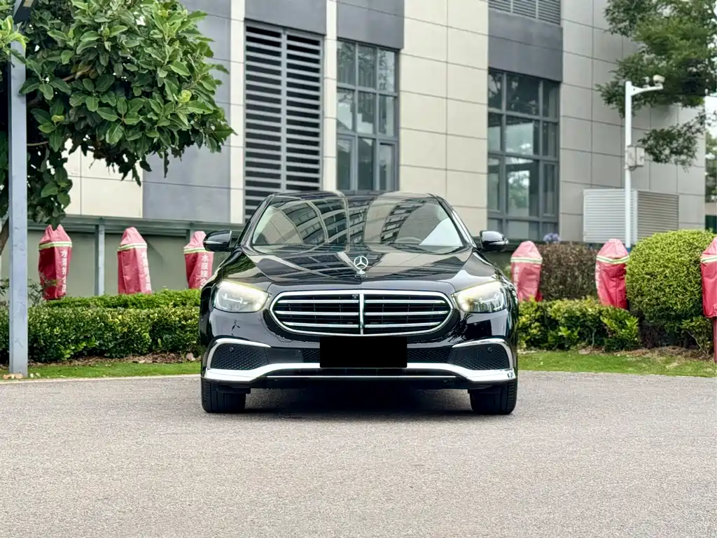 Mercedes-Benz E-Class 2021