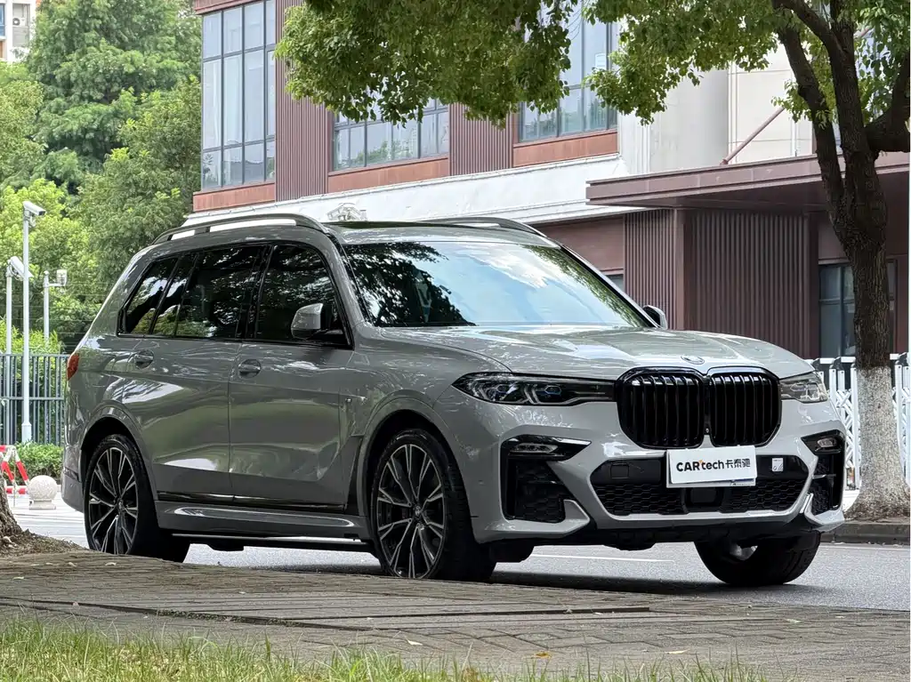 BMW X7 2020 — фото 2