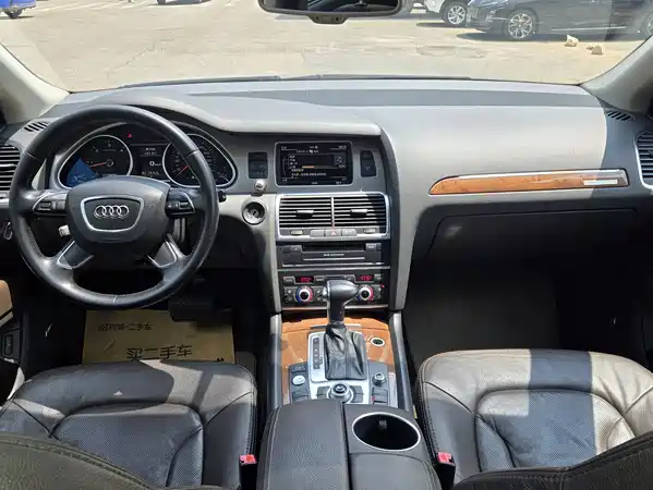 Audi Q7 2014