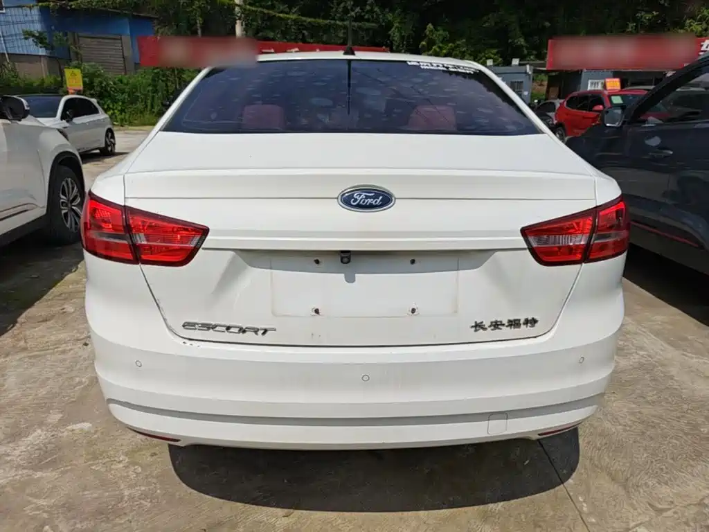 Ford Escort 2017