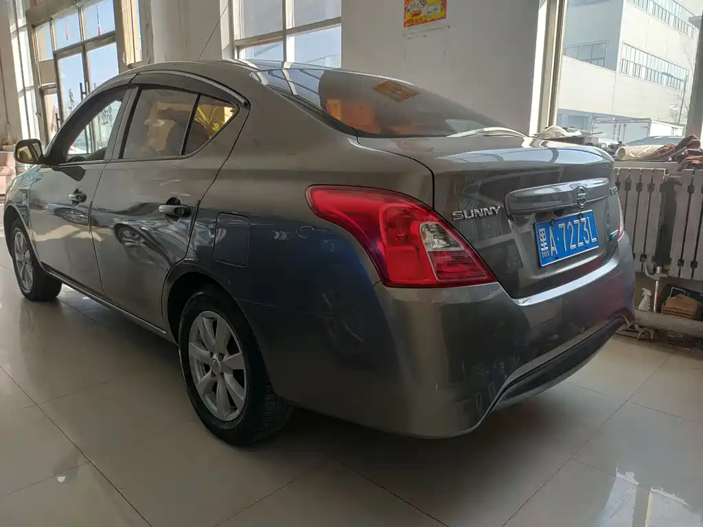 Nissan Sunny 2019 — фото 13
