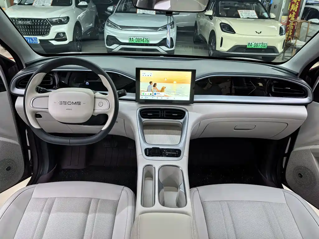 Geely Galaxy Starwish 2026 — фото 8