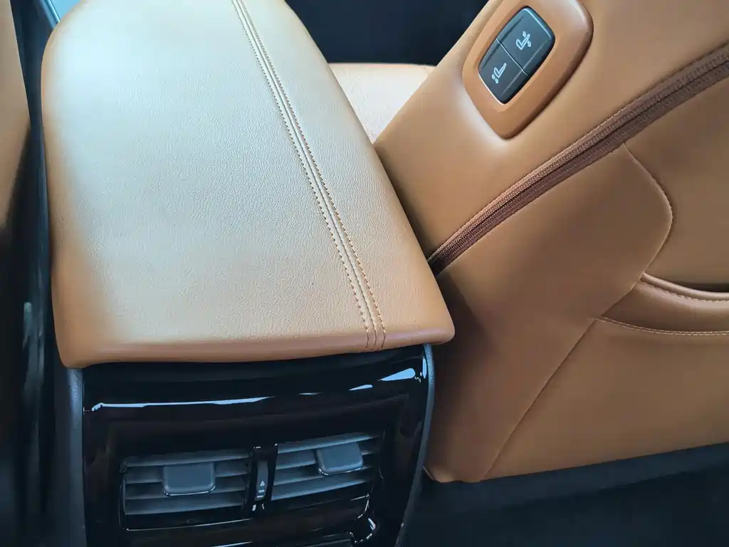 Toyota Avalon 2021 — фото 15