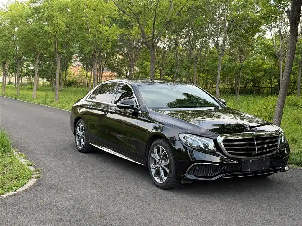 Mercedes-Benz E-Class 2020