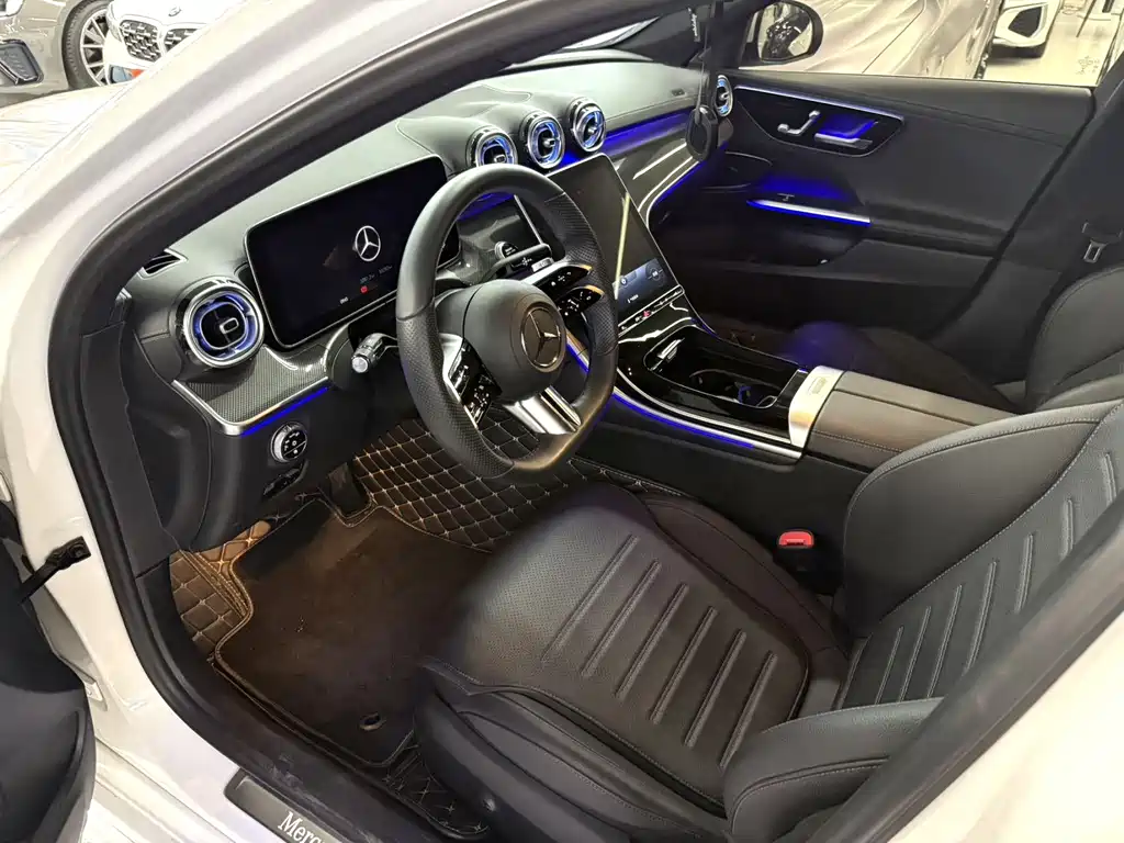 Mercedes-Benz C-Class 2022