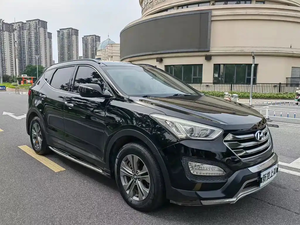 Hyundai Santa Fe 2015