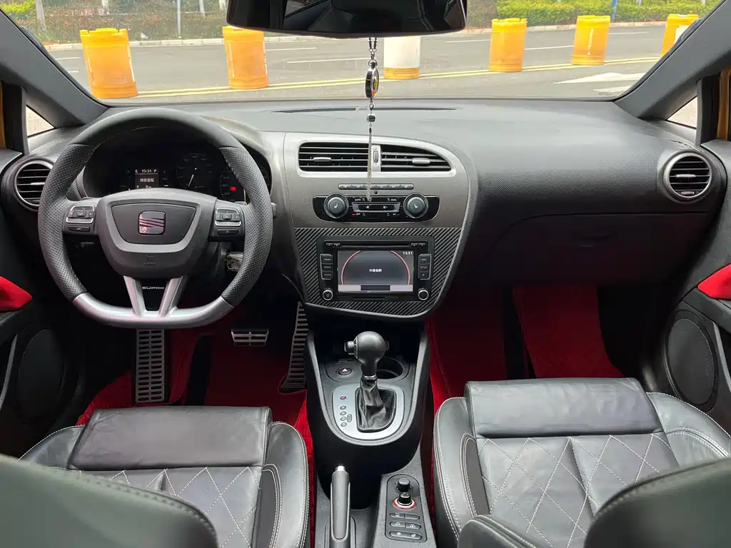 SEAT LEON 2013 — фото 10