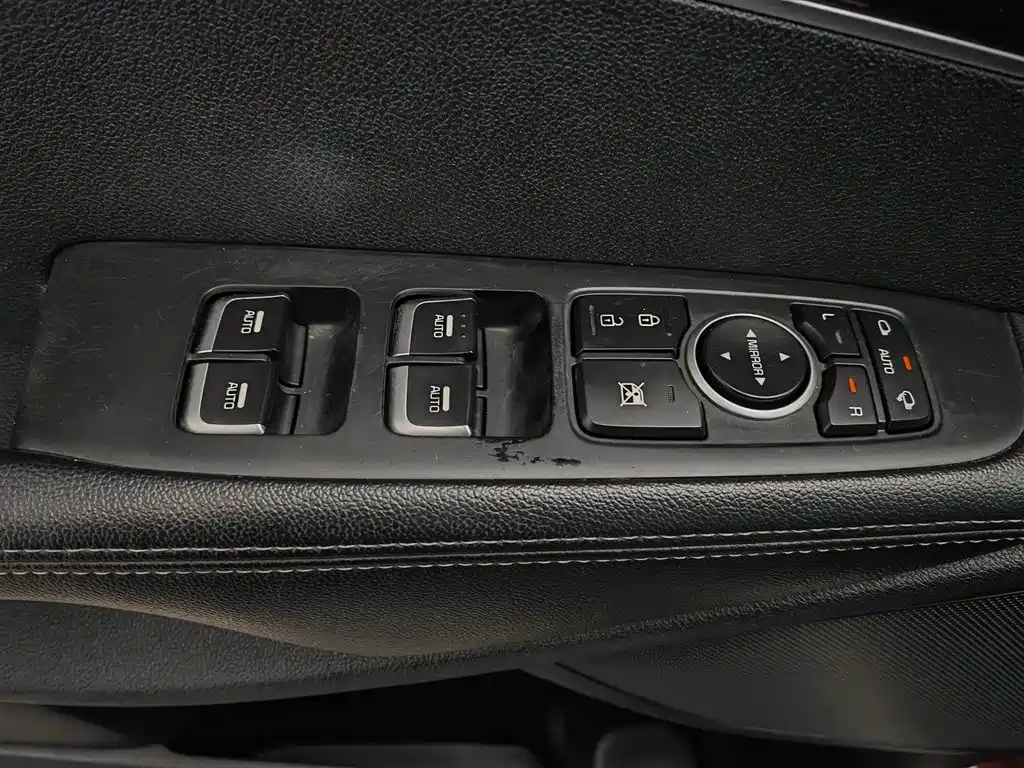 Kia Sorento 2015 — фото 9