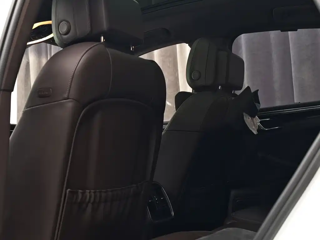 Porsche Macan 2015 — фото 19