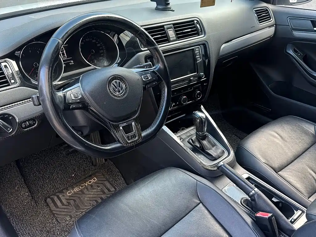Volkswagen Sagitar 2018 — фото 16