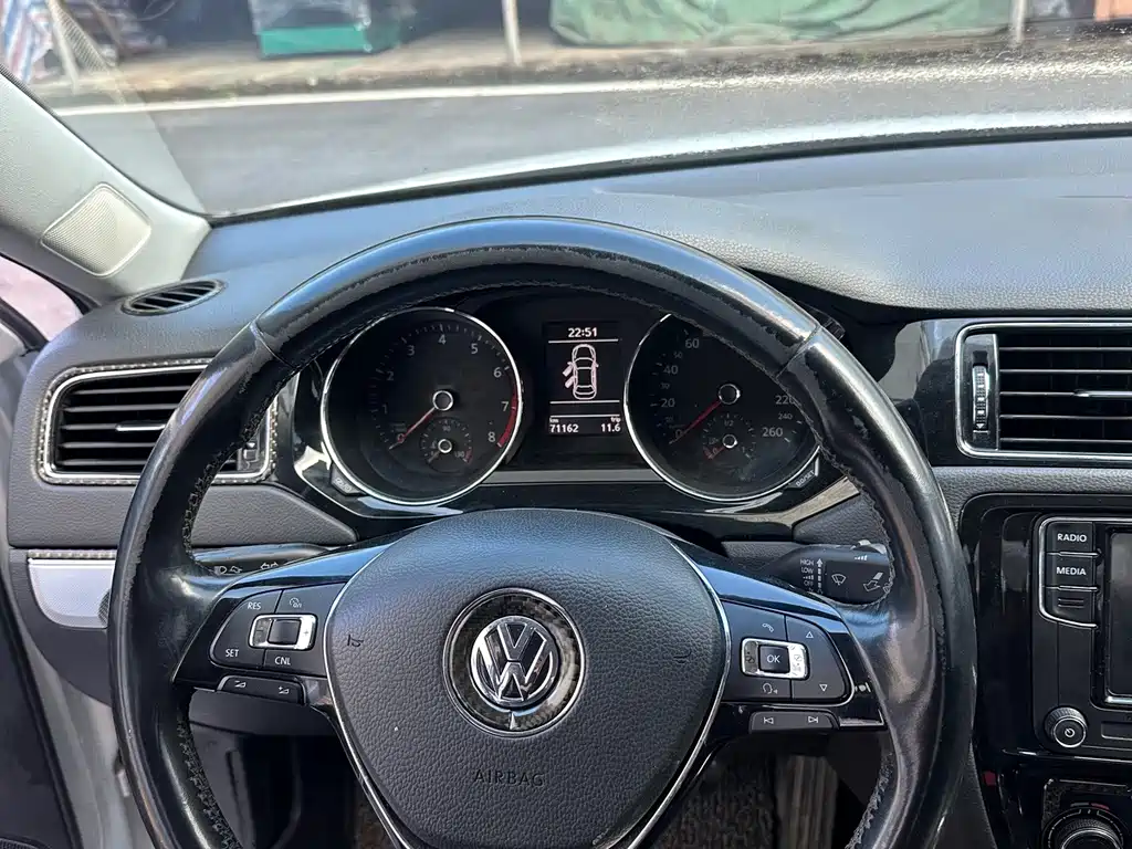 Volkswagen Sagitar 2018 — фото 19