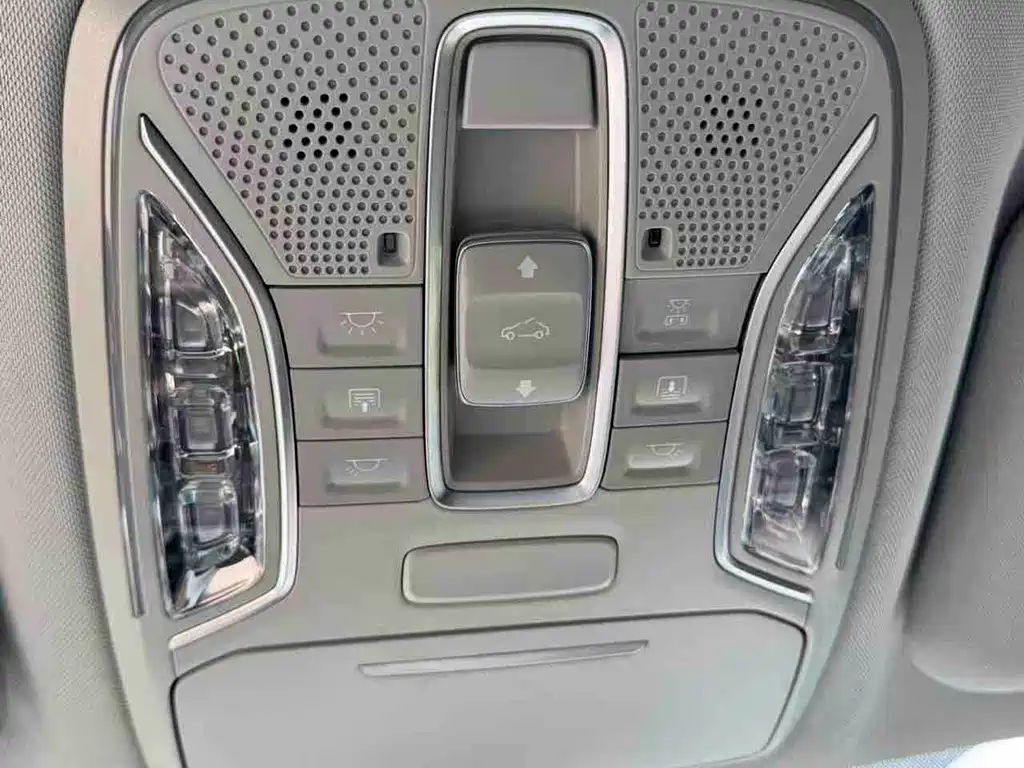 GAC Motor Trumpchi M6 2022 — фото 15
