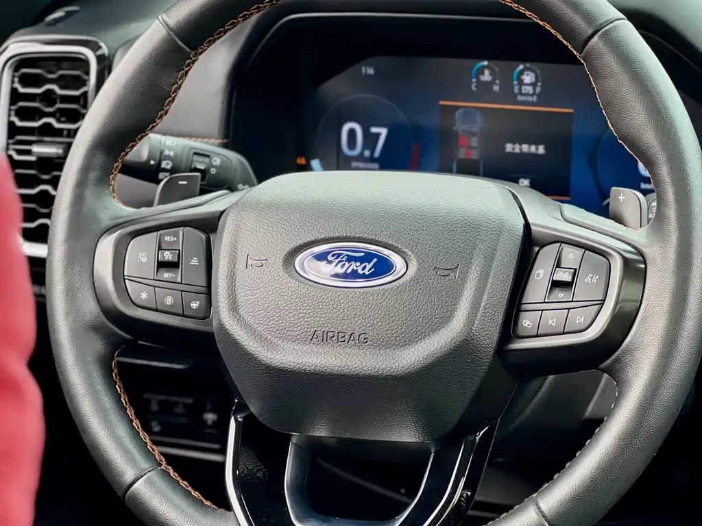 Ford Ranger 2024 — фото 11