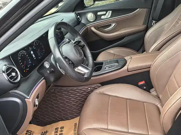 Mercedes-Benz E-Class 2023