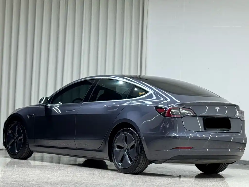 Tesla Model 3 2020 — фото 4
