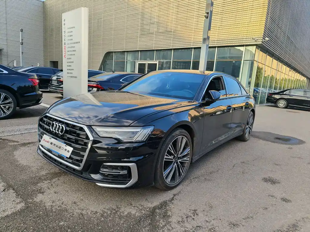 Audi A6L 2022