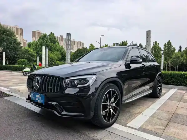 Mercedes-Benz GLC AMG 2022
