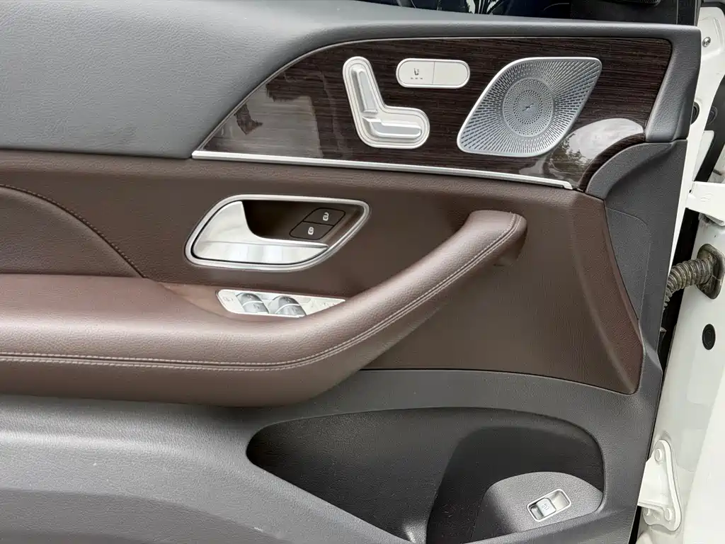 Mercedes-Benz GLE 2019 — фото 10