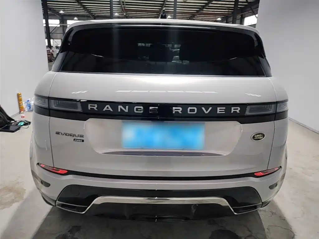 Land Rover Evoque 2021 — фото 6