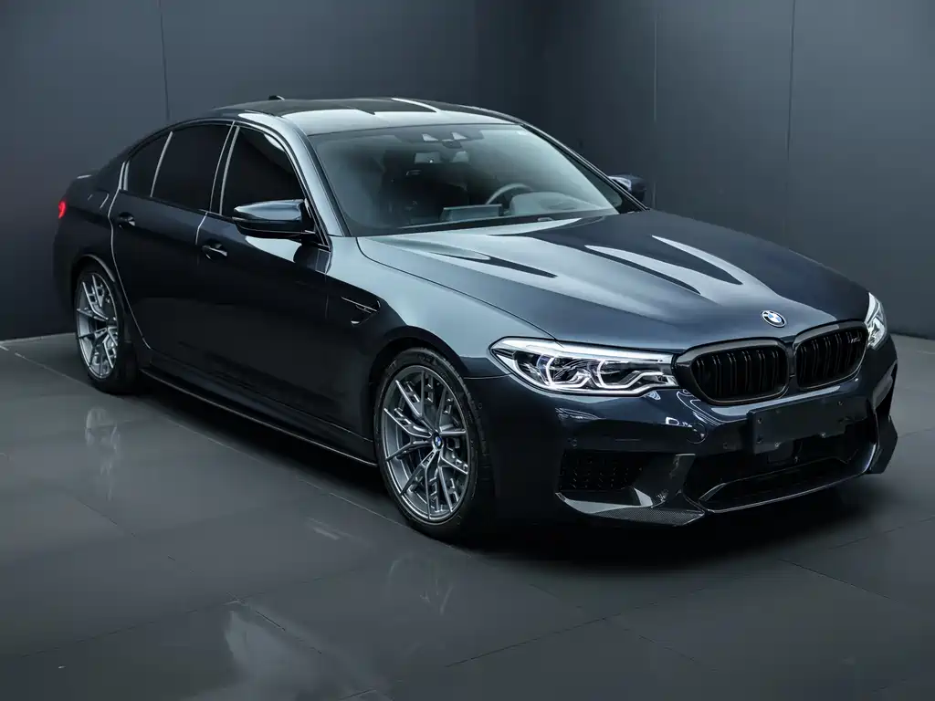 BMW M5 2019 — фото 3