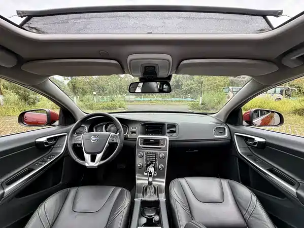 Volvo V60 2013