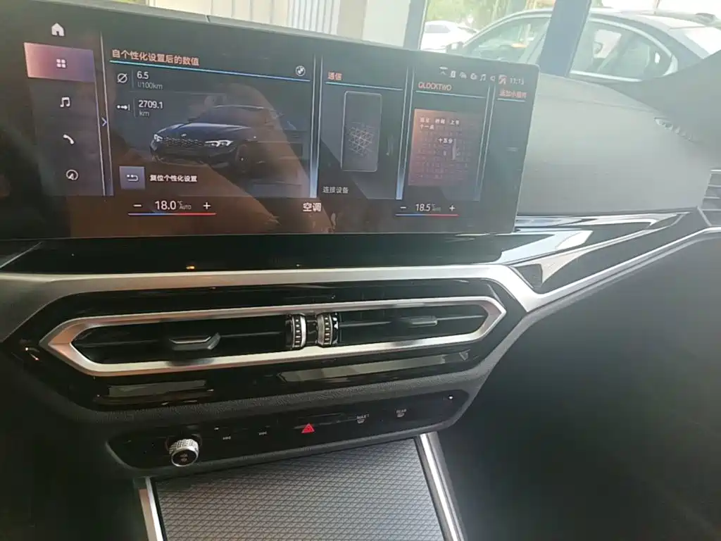BMW 3 Series 2023 — фото 13
