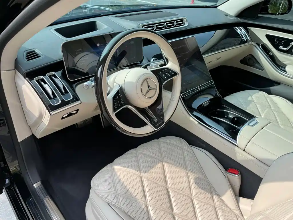 Mercedes-Benz Maybach S-Class 2022 — фото 9
