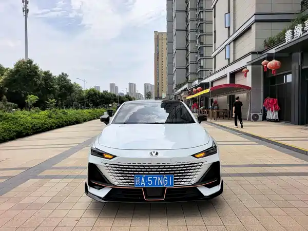 Changan UNI-V 2023