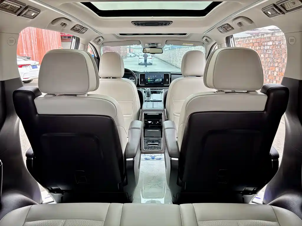 GAC Motor Trumpchi M8 2020 — фото 16