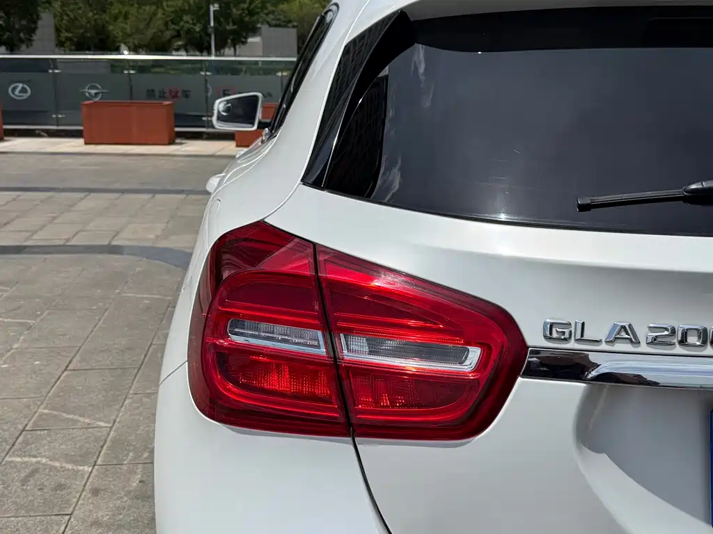 Mercedes-Benz GLA 2016 — фото 7
