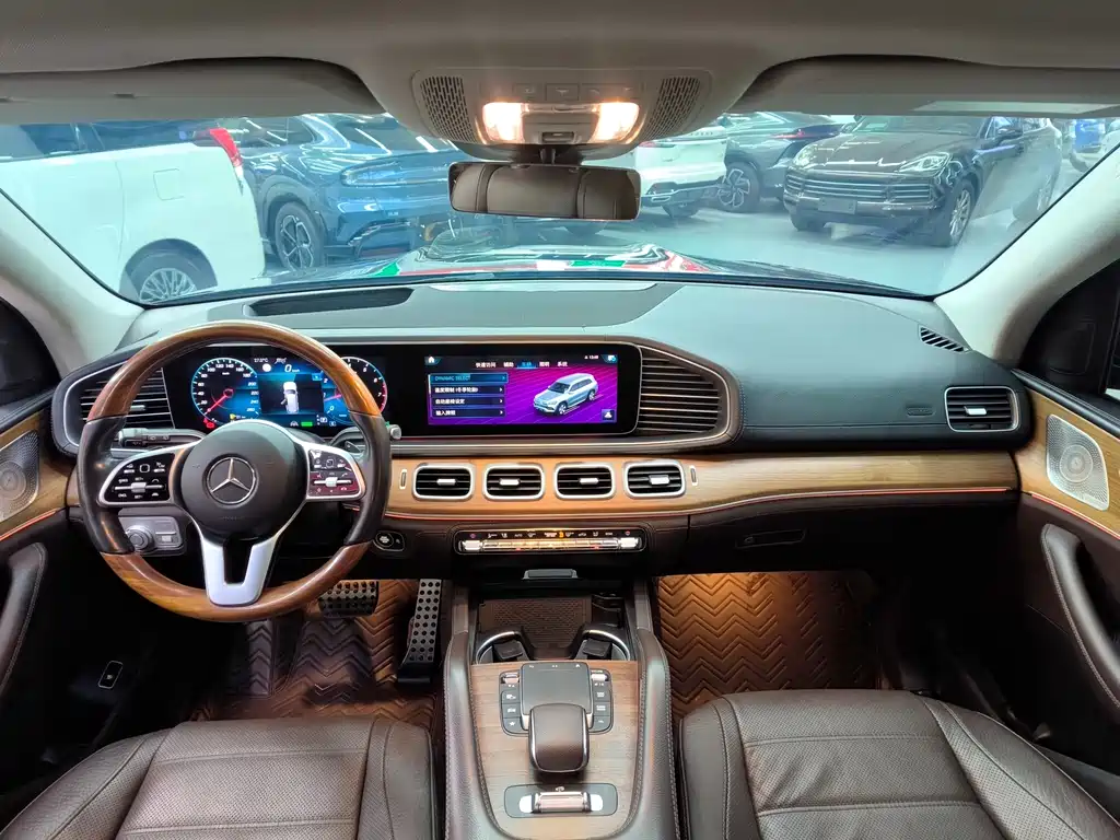 Mercedes-Benz GLS 2021 — фото 20