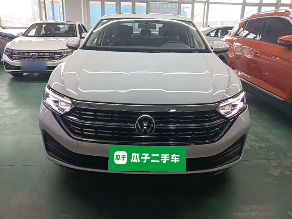 Volkswagen Sagitar 2024