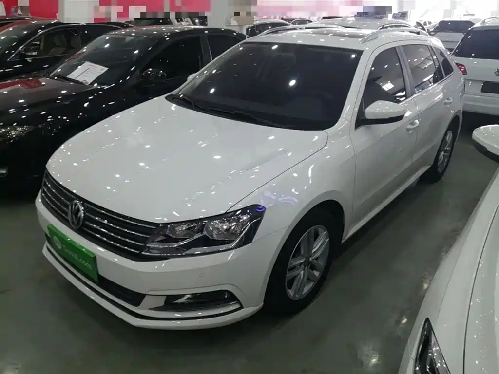 Volkswagen Gran Lavida 2018 — фото 1