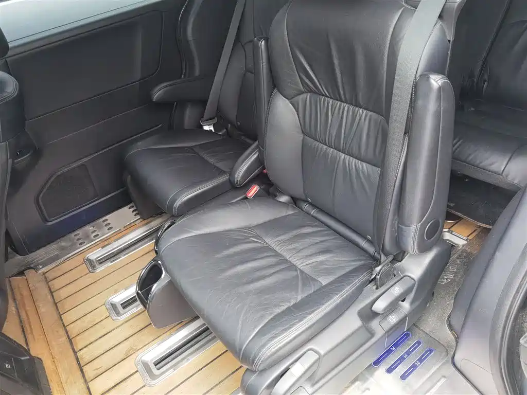 Honda Odyssey 2022 — фото 13