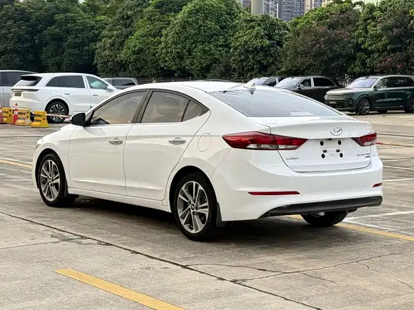 Hyundai Celesta 2016