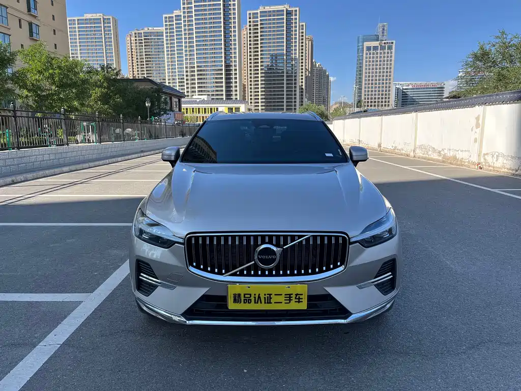 Volvo XC60 2024 — фото 2