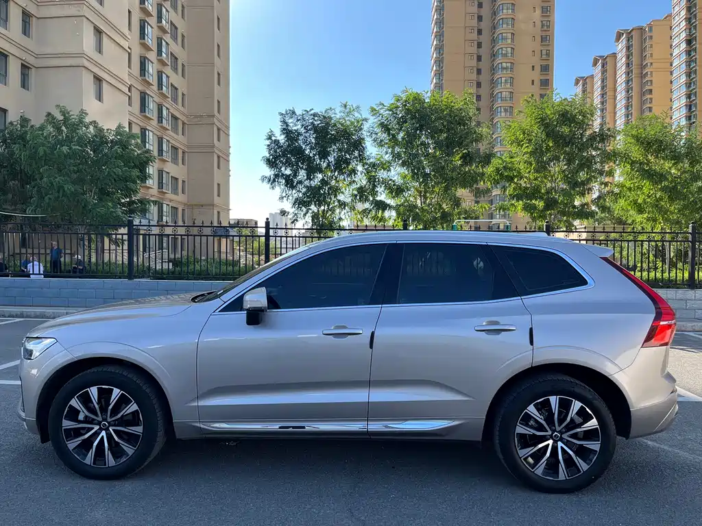 Volvo XC60 2024 — фото 14