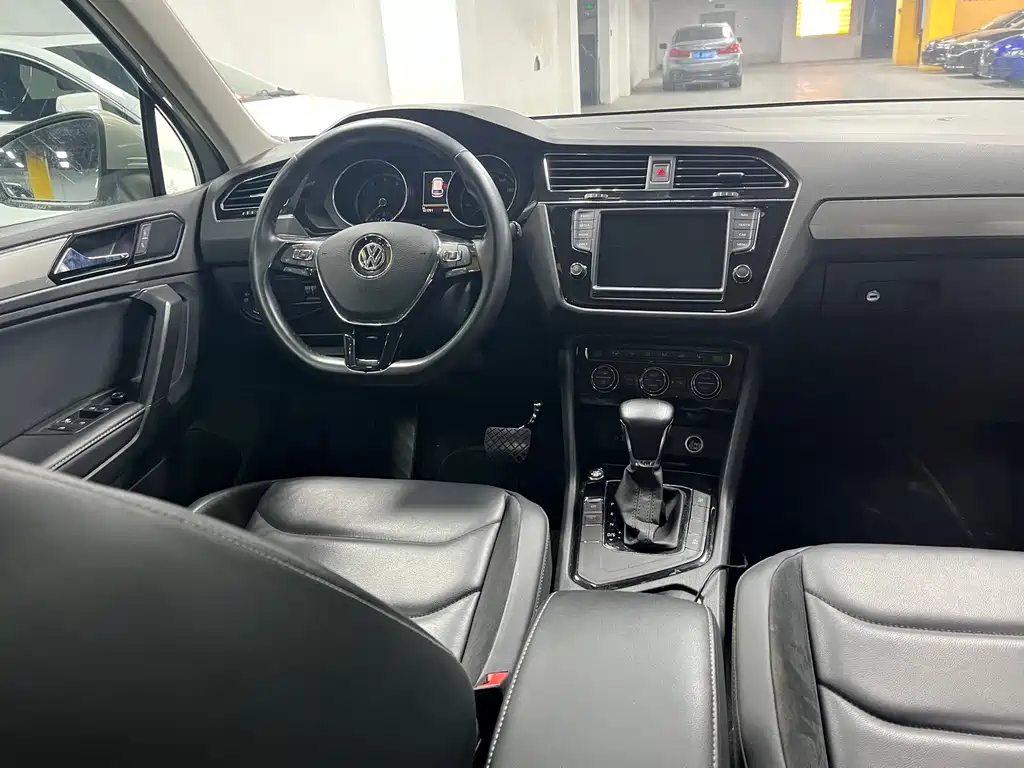 Volkswagen Tiguan L 2017