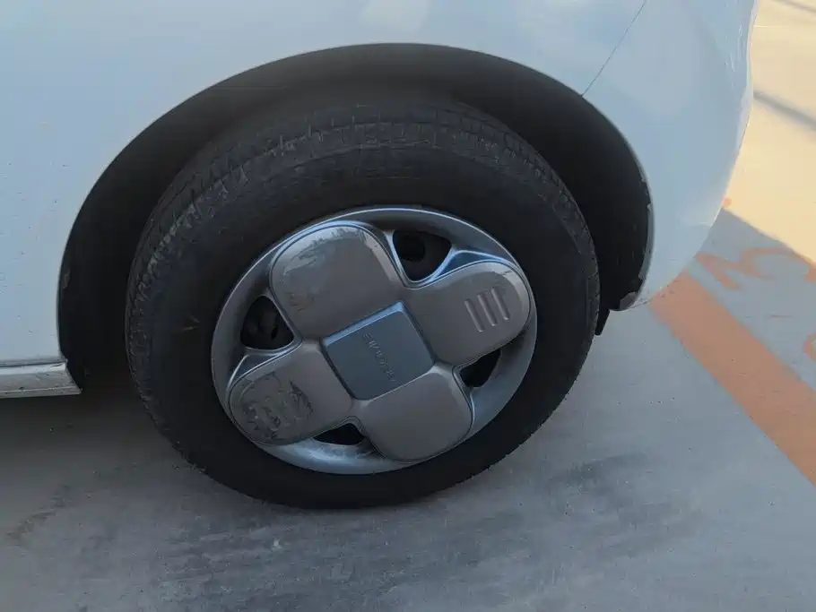 Geely Galaxy Panda 2024