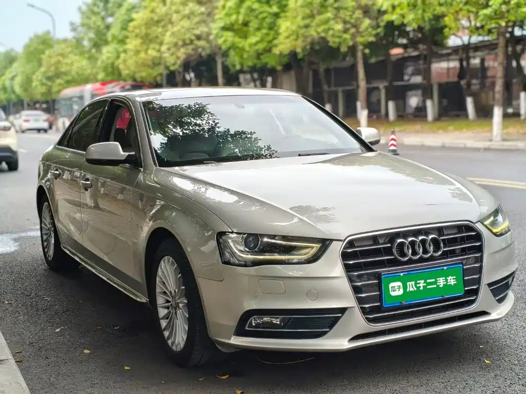 Audi A4L 2016