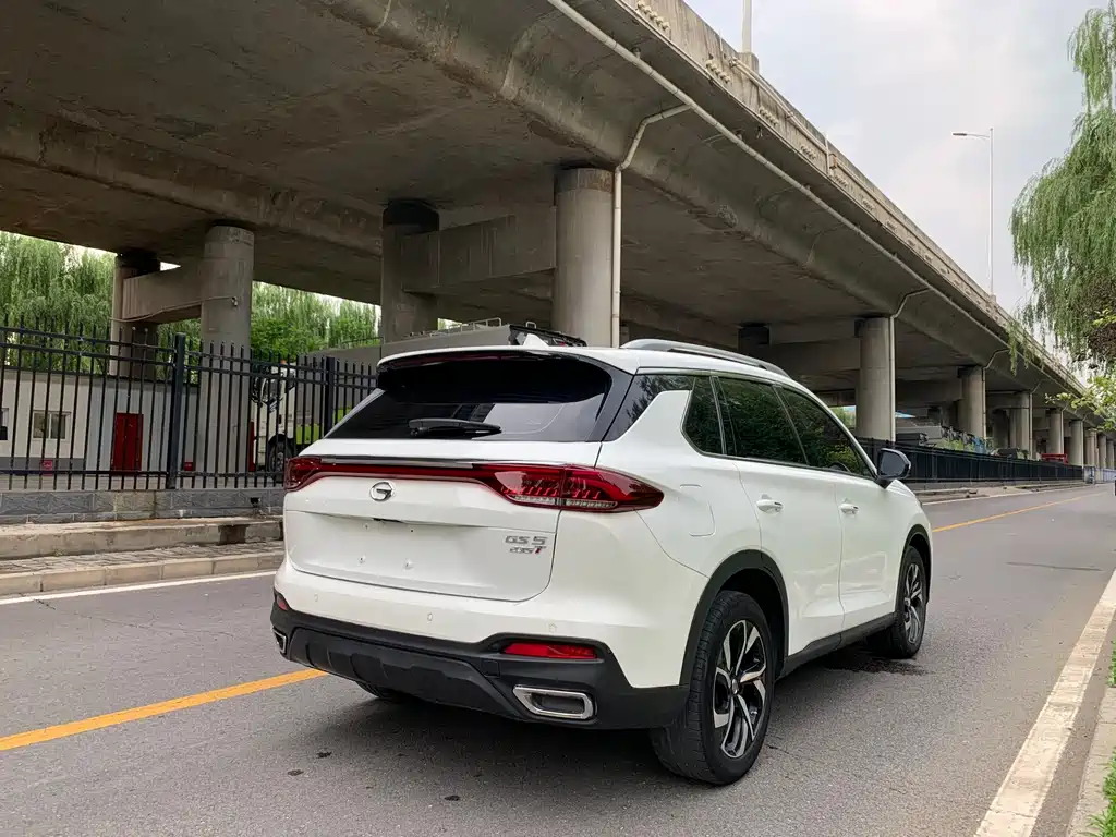 GAC Motor Trumpchi GS5 2018 — фото 5