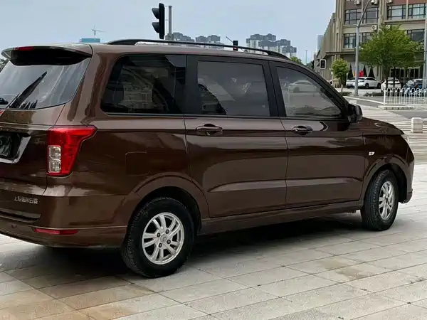 Wuling Hongguang 2019